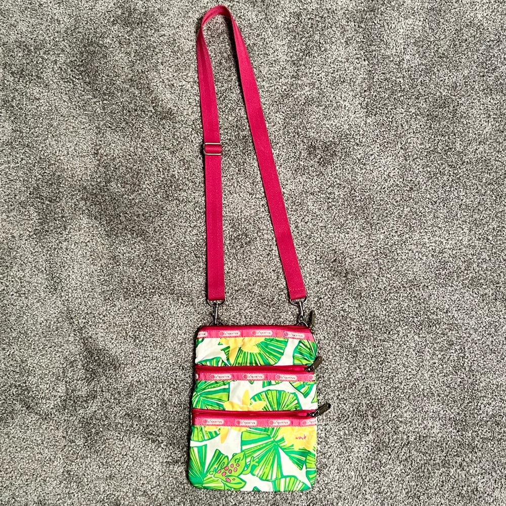 Rare! Lesportsac Lilly Pulitzer Crossbody Bag in Hip Hop Hooray